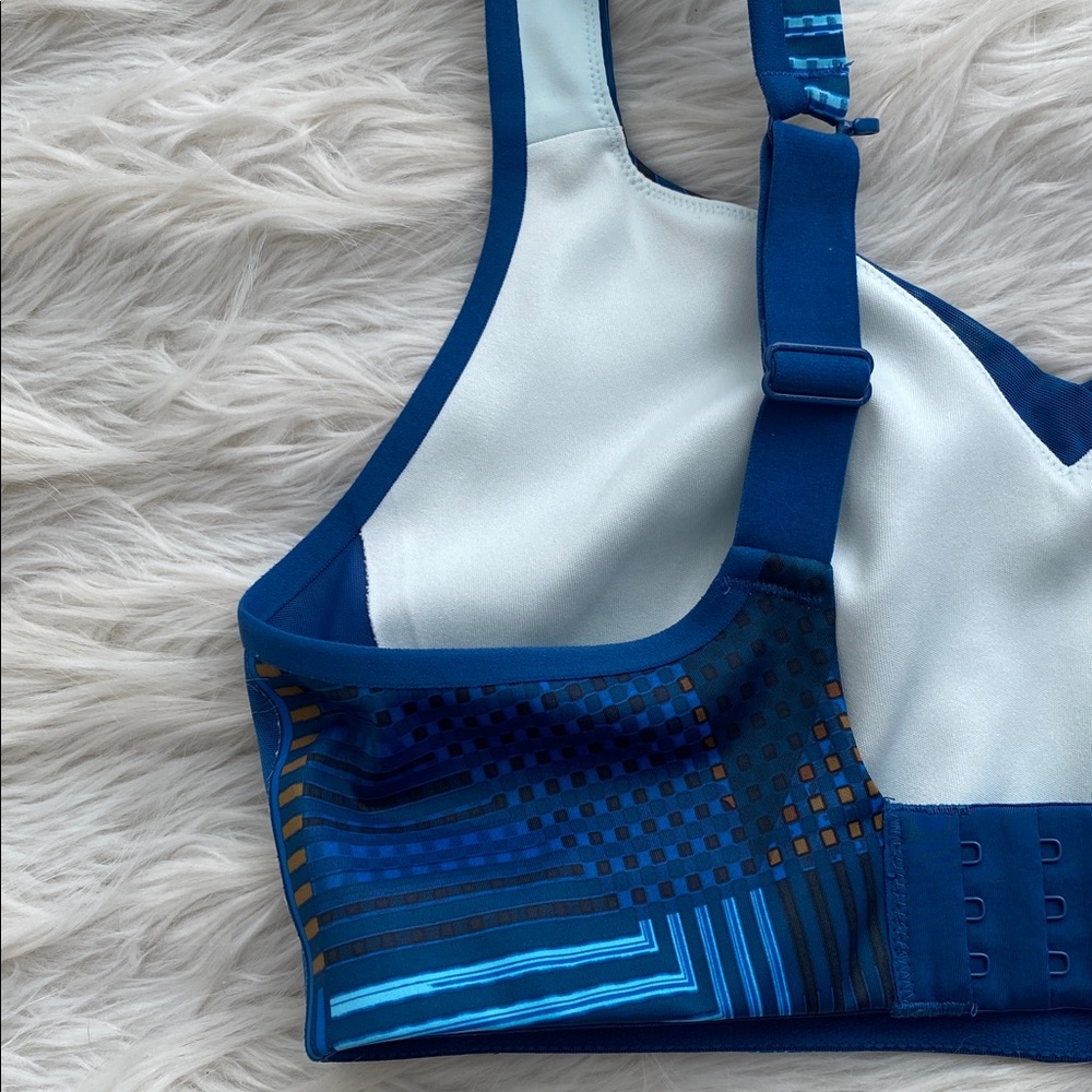 Brooks | Drive Convertible Run Bra - Picture 5 of 9